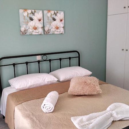 Port View Apartment ไซคิย์นธอสทาวน์ ภายนอก รูปภาพ