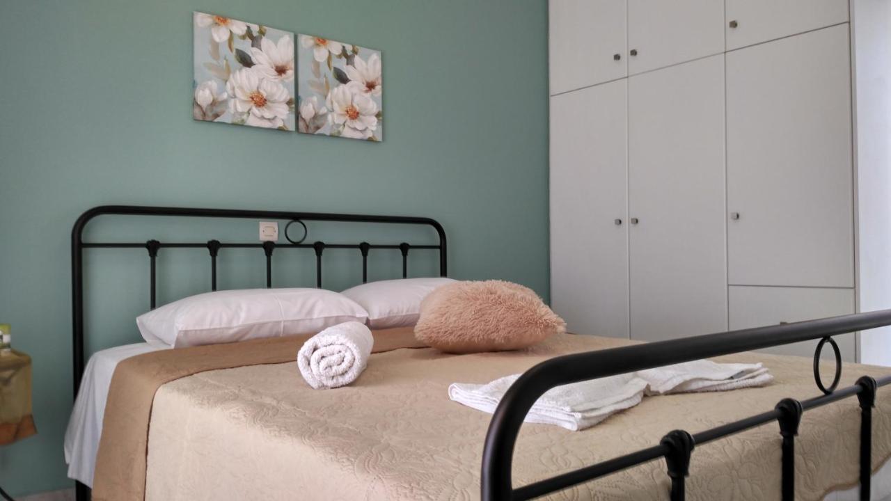 Port View Apartment ไซคิย์นธอสทาวน์ ภายนอก รูปภาพ